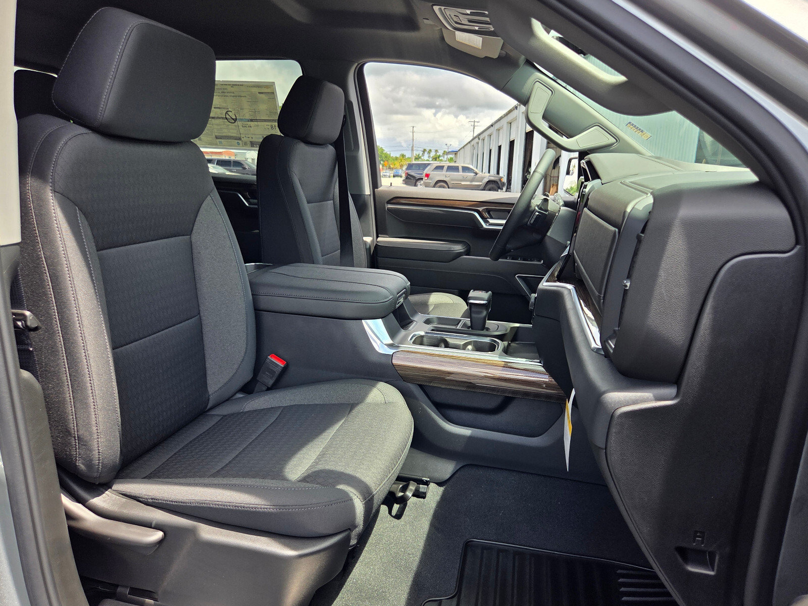 New 2026 Chevrolet Silverado 1500 RST w/ Safety Package AWD/4WD image 18