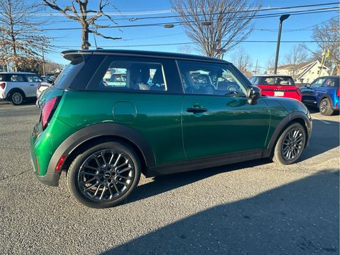 Certified 2025 MINI Cooper S image 4