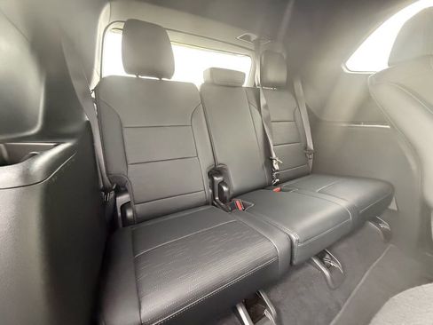 Used 2025 Buick Enclave Sport Touring image 34