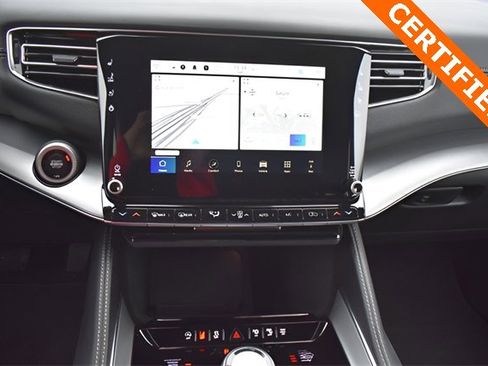 Used 2024 Jeep Wagoneer L Series II w/ Convenience Group I image 22