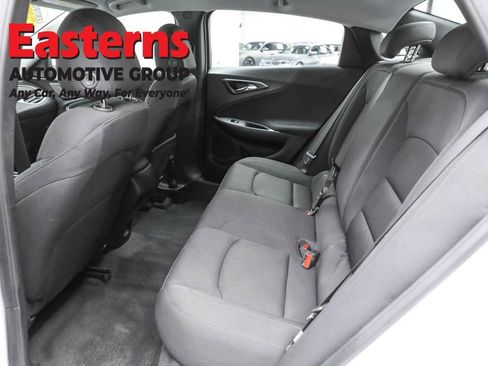 Used 2024 Chevrolet Malibu RS FWD image 21