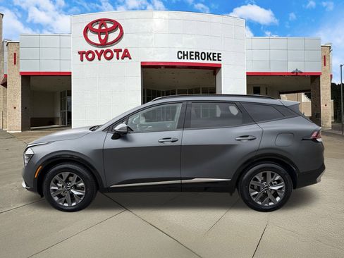 Used 2024 Kia Sportage SX Prestige image 8