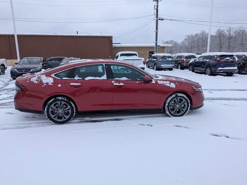 New 2025 Honda Accord EX-L image 2