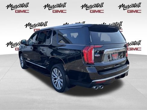 Used 2021 GMC Yukon XL Denali AWD/4WD image 5