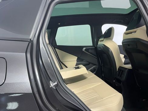 Used 2025 BMW X3 xDrive30i w/ Premium Package image 30