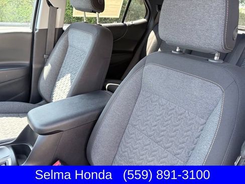 Used 2022 Chevrolet Equinox LT FWD image 12
