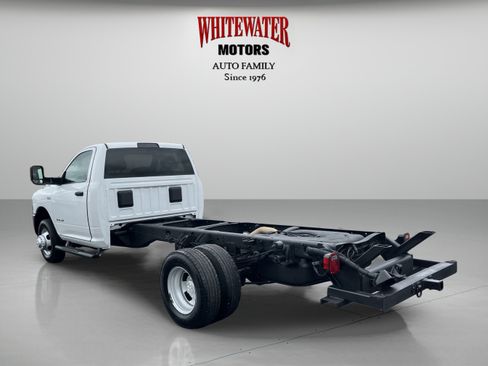 Used 2019 RAM 3500 Tradesman image 3