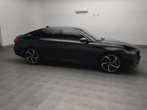 Used 2019 Honda Accord Sport image 11