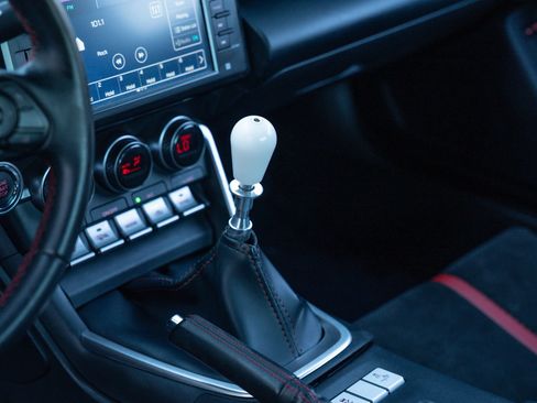 Used 2022 Subaru BRZ Limited RWD image 14