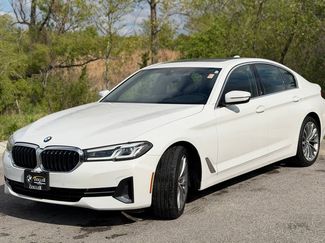 Used 2023 BMW 530i xDrive w/ Convenience Package AWD/4WD video 3