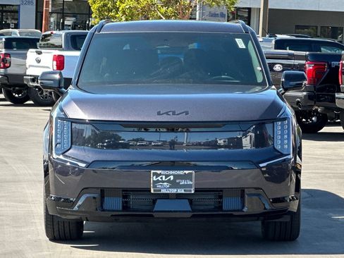 New 2026 Kia EV9 Land AWD/4WD image 9