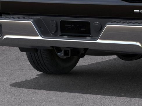 New 2026 GMC Sierra 1500 SLE w/ Preferred Package image 14