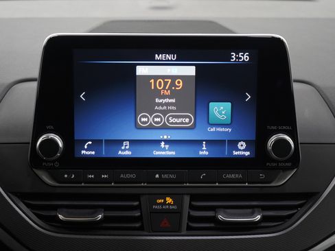 Used 2025 Nissan Altima 2.5 SR image 14