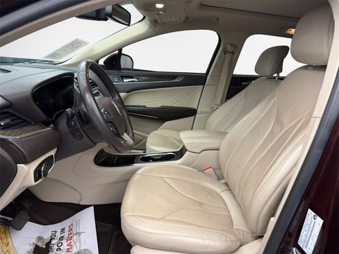 Used 2017 Lincoln MKC Reserve w/ Lincoln MKC Climate Package image 12