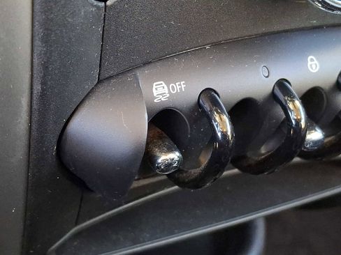 Used 2013 MINI Cooper Countryman image 23