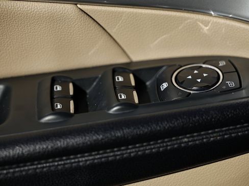 Used 2017 Ford Explorer XLT w/ Equipment Group 202A image 17