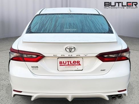 Certified 2023 Toyota Camry SE FWD image 5