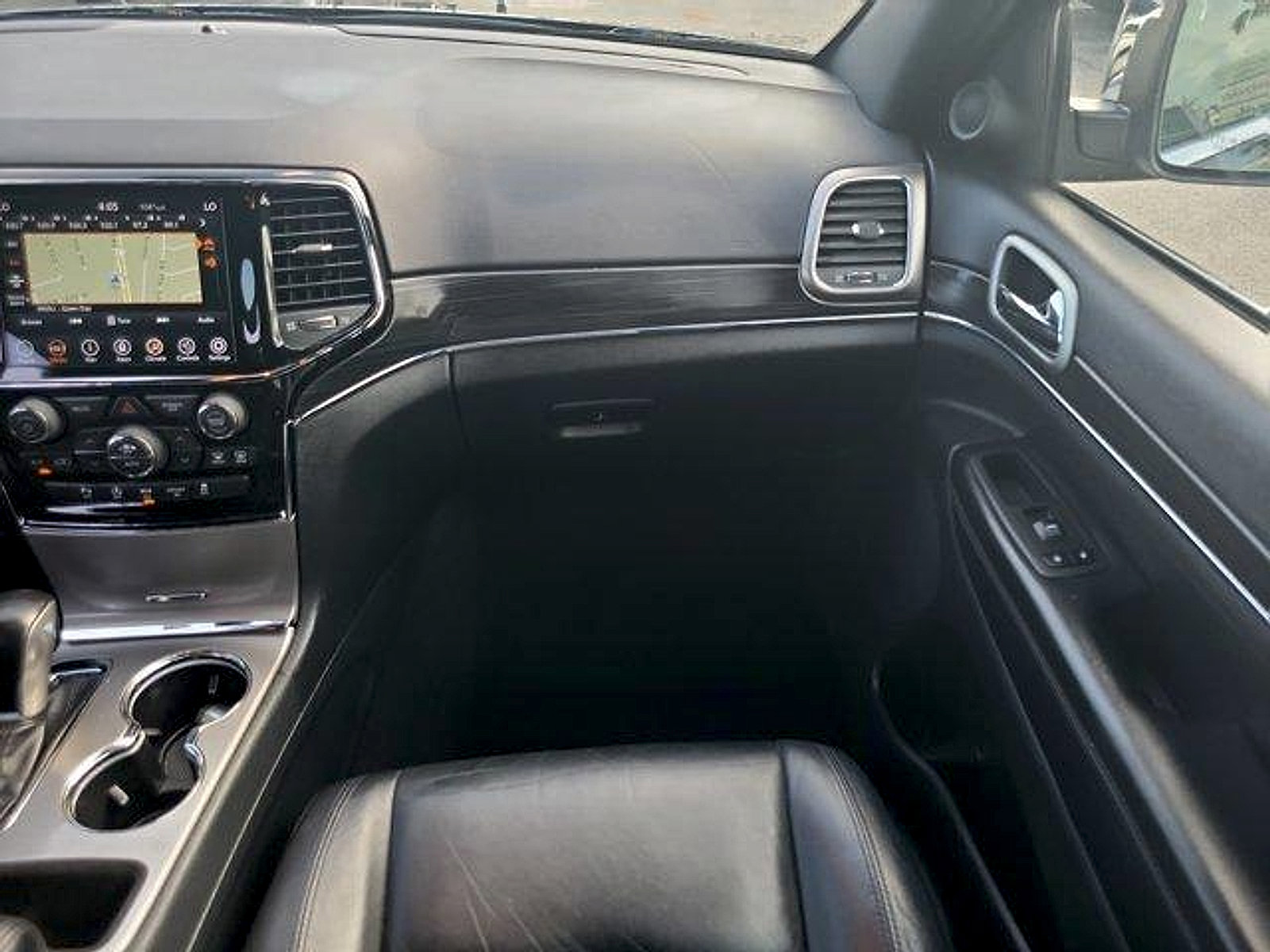 Used 2020 Jeep Grand Cherokee Limited RWD image 18