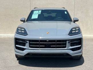 Used 2025 Porsche Cayenne S AWD/4WD video 3