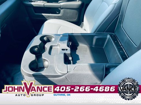 Used 2024 RAM 3500 Tradesman image 16