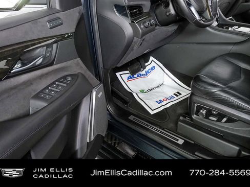 Used 2020 Cadillac Escalade ESV Platinum image 8