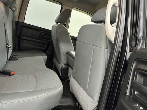 Used 2016 RAM 1500 Express w/ Black Ram 1500 Express Group image 32