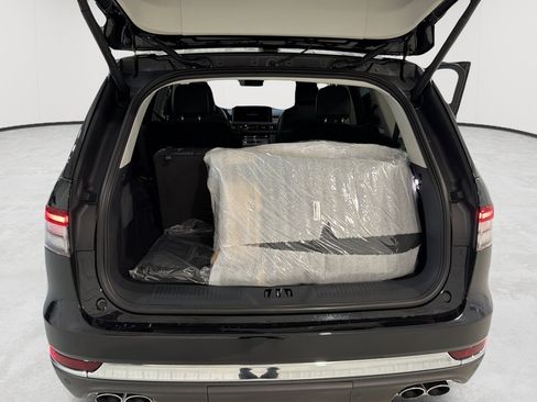 New 2026 Lincoln Aviator 2WD image 21