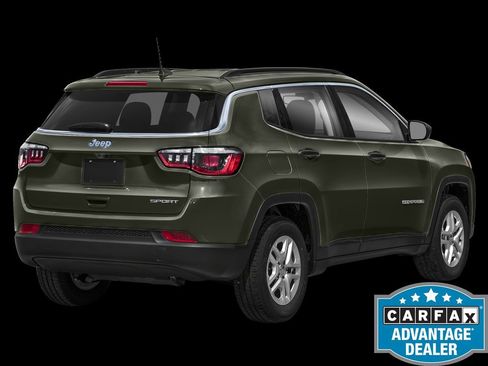 Used 2021 Jeep Compass Sport image 2