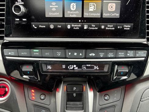 Used 2025 Honda Odyssey Sport-L image 33