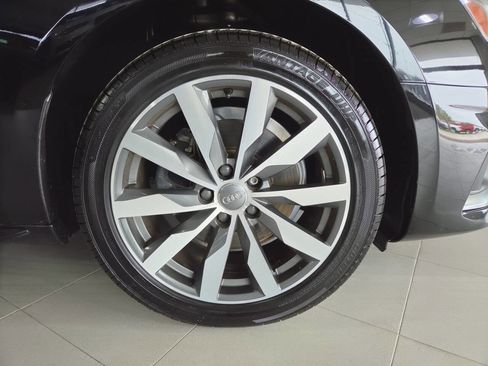 Used 2020 Audi A4 2.0T Premium w/ Convenience Package FWD image 9