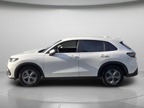 Certified 2026 Honda HR-V LX image 4