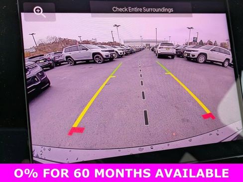 New 2025 Jeep Grand Cherokee Laredo w/ Luxury Tech Group I image 18