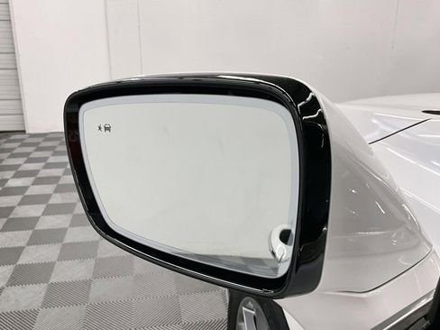 Used 2023 Buick Enclave Avenir w/ Avenir Technology Package FWD image 41