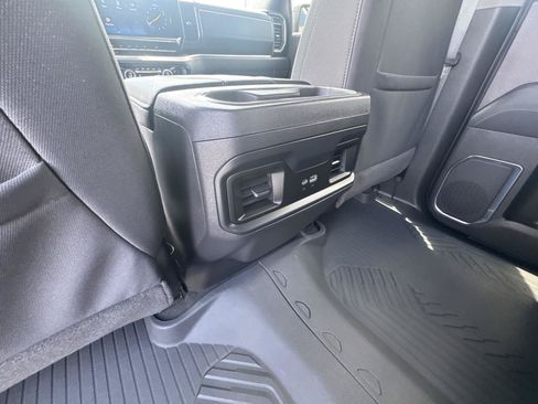 Used 2026 Chevrolet Silverado 1500 LT Trail Boss w/ Convenience Package II AWD/4WD image 10