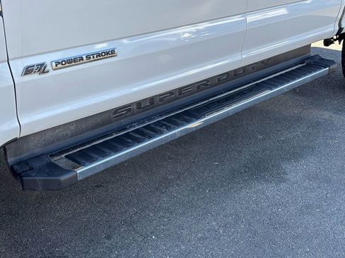 Used 2021 Ford F250 Lariat w/ Lariat Ultimate Package image 12