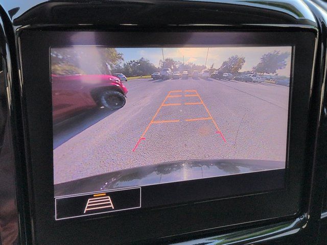 Used 2020 Chevrolet Traverse LT FWD image 19