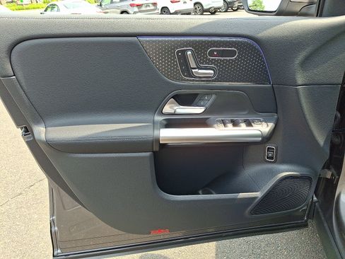 New 2025 Mercedes-Benz GLA 250 4MATIC image 12