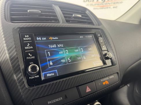 Used 2025 Mitsubishi Outlander Sport AWD image 17