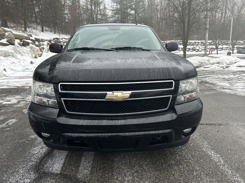 Used 2011 Chevrolet Avalanche LT w/ Luxury Package image 8