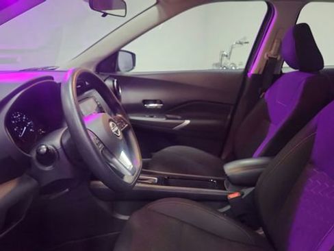 Used 2024 Nissan Kicks SV image 15