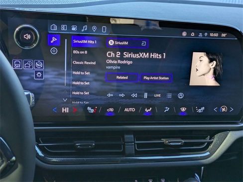 New 2026 Chevrolet Equinox EV RS image 17