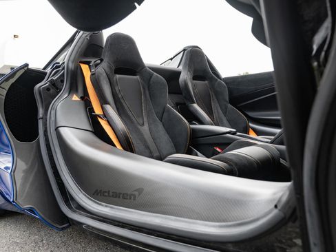 Used 2020 McLaren 720S Luxury RWD image 16