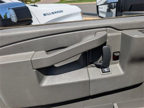 New 2024 Chevrolet Express 3500 w/ Power Convenience Package image 16