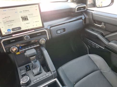 New 2026 Toyota 4Runner Limited AWD/4WD image 11