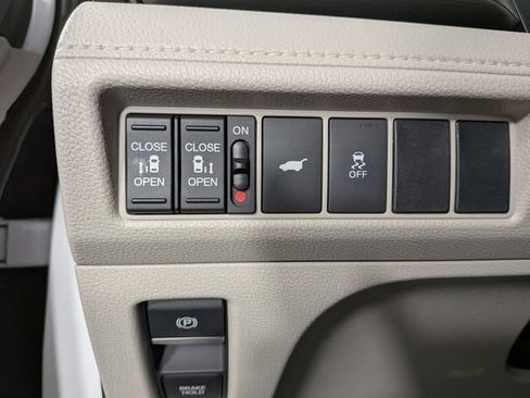 New 2026 Honda Odyssey EX-L image 11