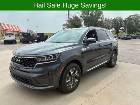 Used 2022 Kia Sorento S FWD image 1