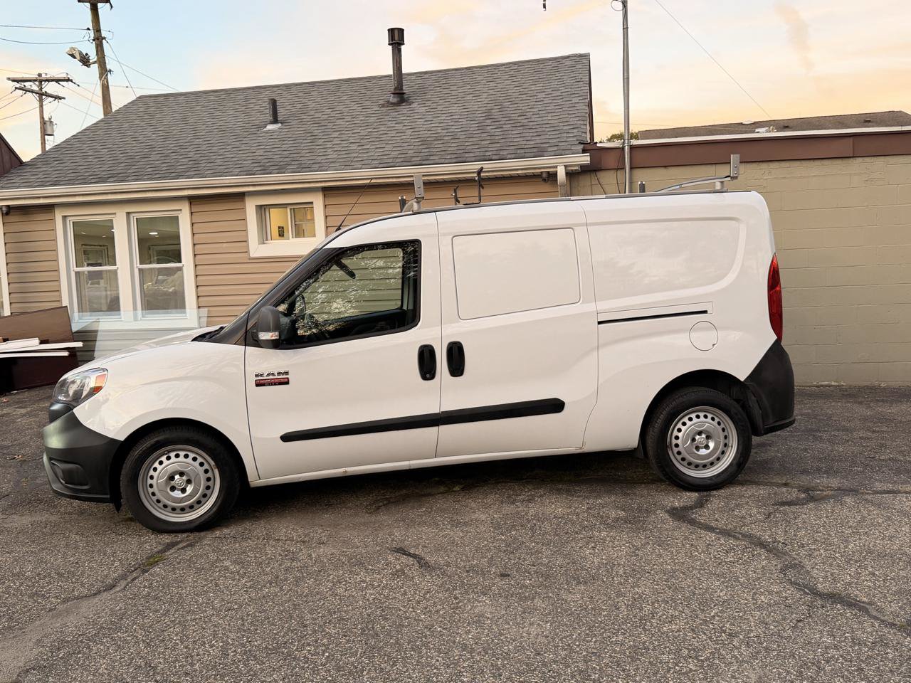 Used 2015 RAM ProMaster City Tradesman FWD image 3