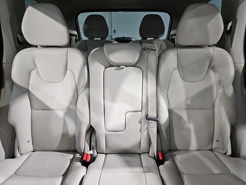 Used 2023 Volvo XC90 B6 Plus w/ Protection Package Premier AWD/4WD image 13
