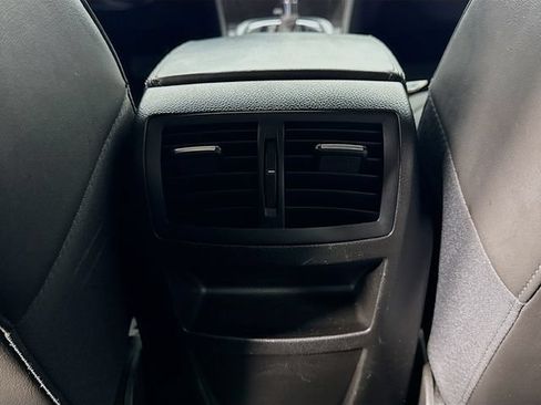 Used 2017 Buick Regal AWD image 25