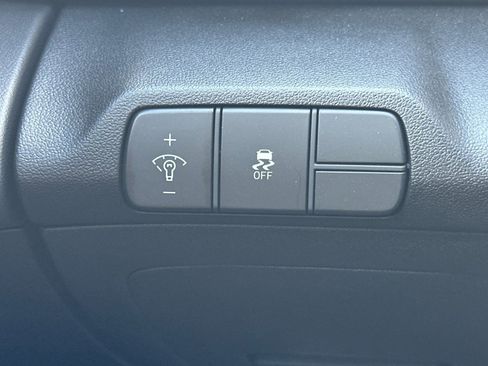 New 2025 Hyundai Elantra Sport image 28